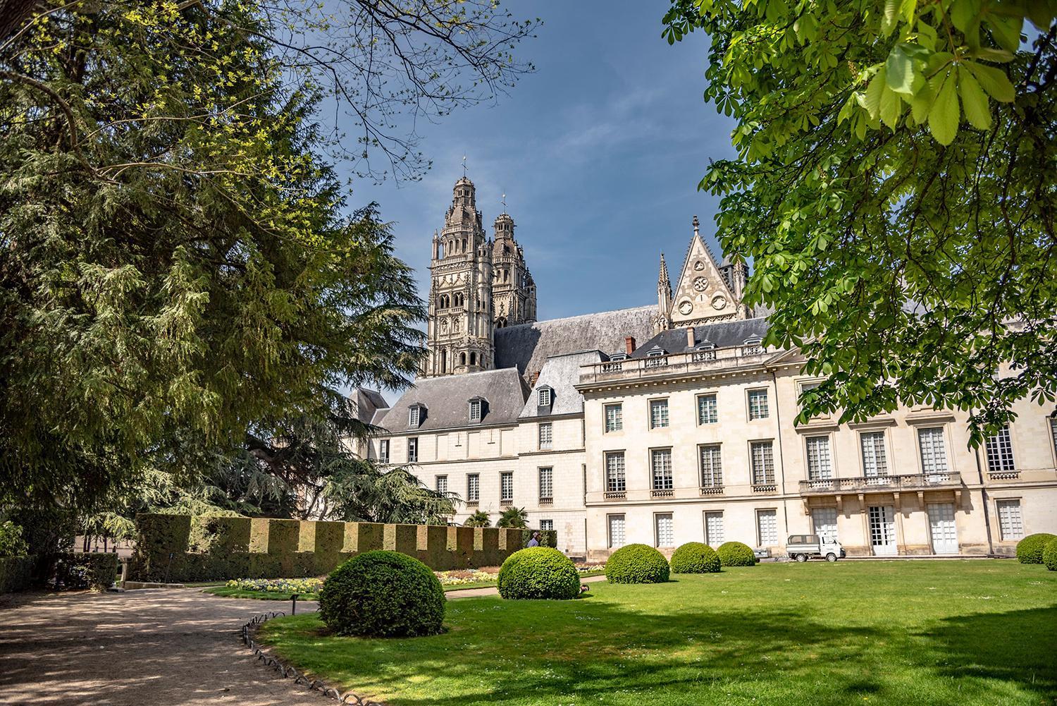 L'Historique / Basilique St Martin Apartment Tours Bagian luar foto